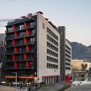 3* Otel Radisson Red V&a Waterfront